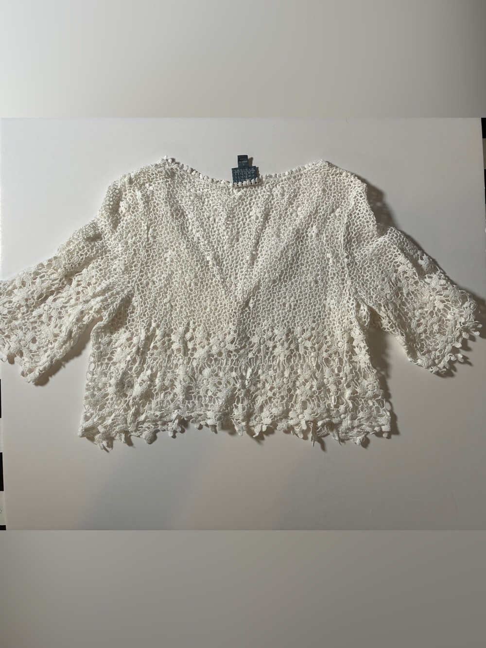 Rabbit Rabbit Rabbit White Crochet Cropped Cardigan, Size L - Picture 6 of 11